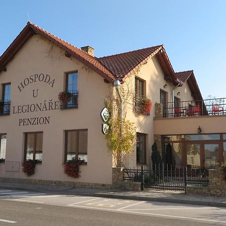 Penzion A Hospoda U Legionare Hotel Jaromer Exterior photo