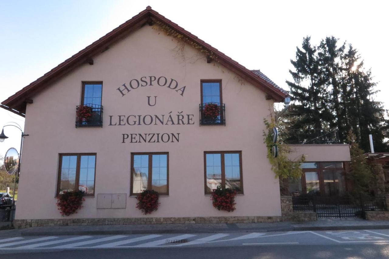 Penzion A Hospoda U Legionare Hotel Jaromer Exterior photo